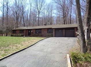 21 Jacobs Rd, Rockaway, NJ 07866