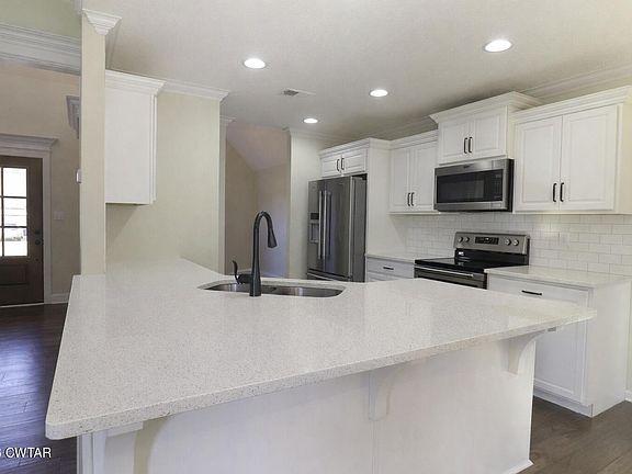 4th image of 285 Fawn Ridge Ln