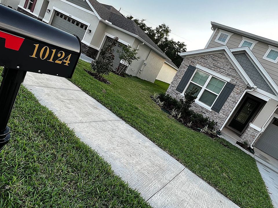 2nd image of 10124 Spring Lake Dr
