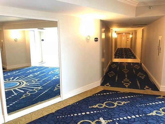 4th image of 19101 NE Mystic Pointe Dr #1504