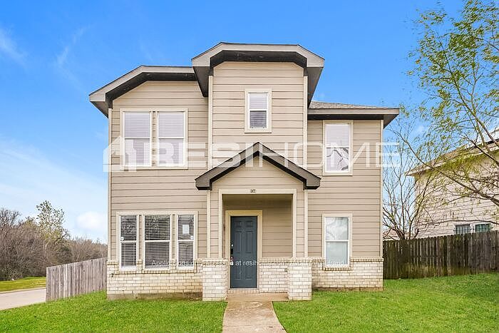1st image of 9744 Checota Dr