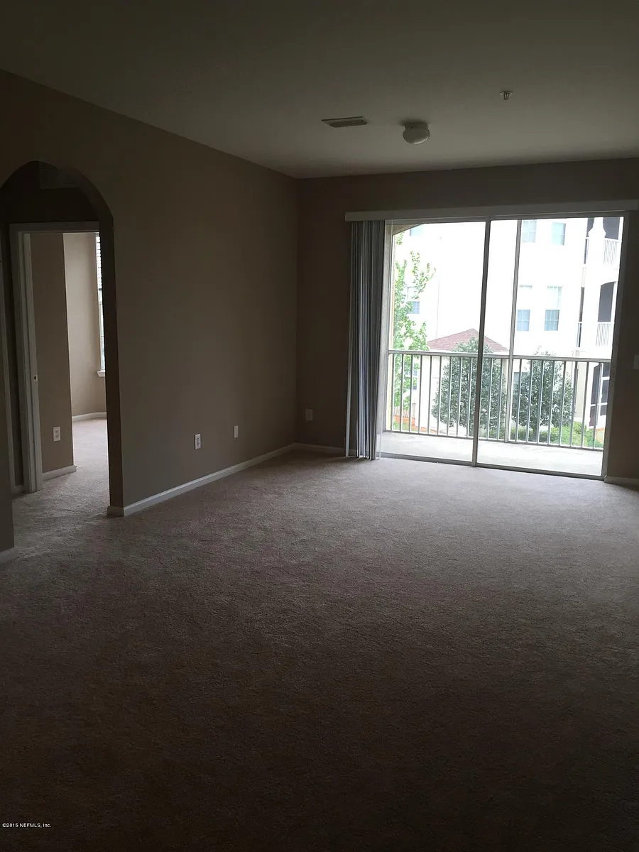 Building Photo - 7801 Point Meadows Dr #7203