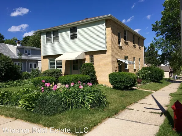 2076 S 95th St, Milwaukee, WI 53227