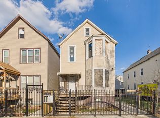 8747 S Escanaba Ave, Chicago, IL
