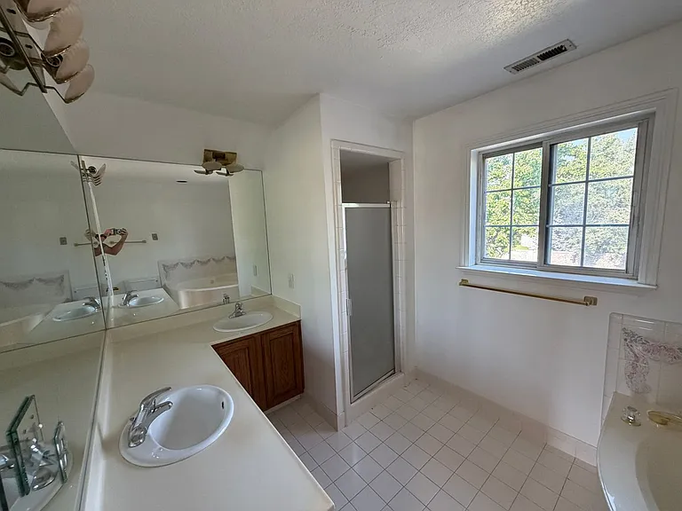 479 S Palisade Dr — Photo 29