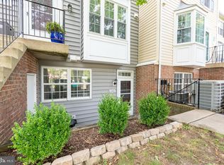 2481 Wentworth Dr, Crofton, MD 21114