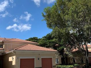 2565 Centergate Dr APT 204, Hollywood, FL 33025