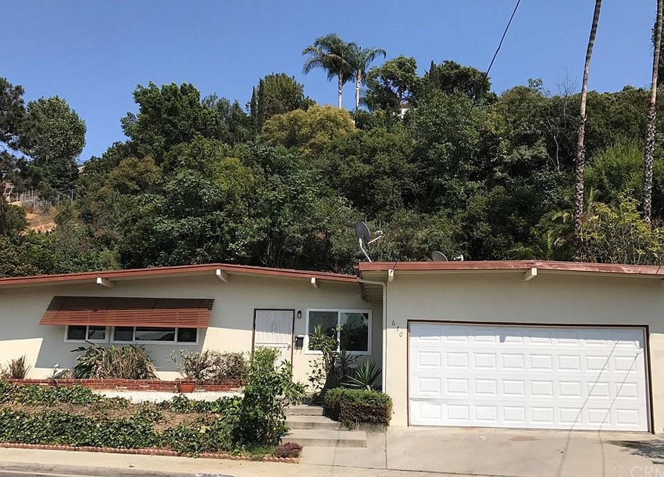 1st image of 670 Villa Monte Ave