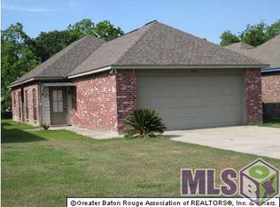41016 Villa Ct N, Gonzales, LA 70737