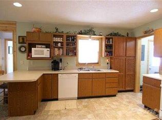 12390 Willow Creek Rd, Custer, SD 57730