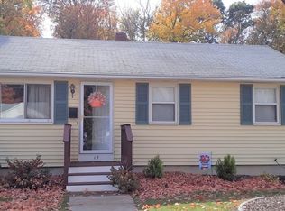 15 Roseen Rd, Holbrook, MA 02343