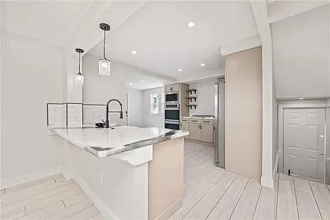 2944 Lake Ave — Photo 1