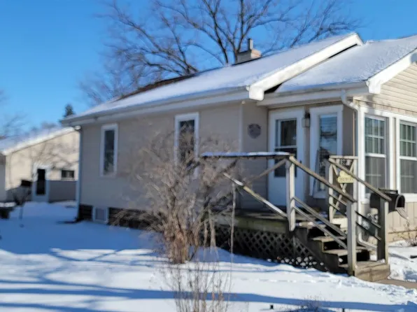 419 S Polk Pl, Mason City, IA 50401