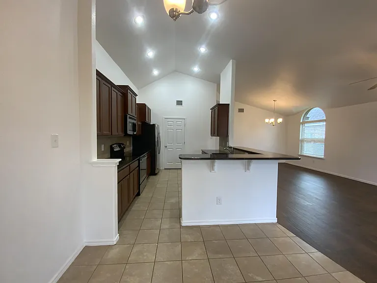 6709 Mustang Creek Rd — Photo 10