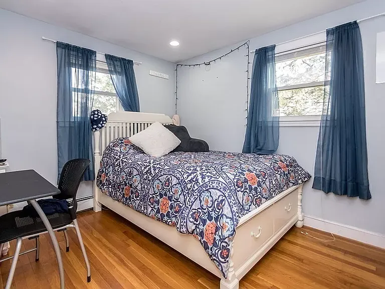 170 Ravenswood Rd — Photo 18