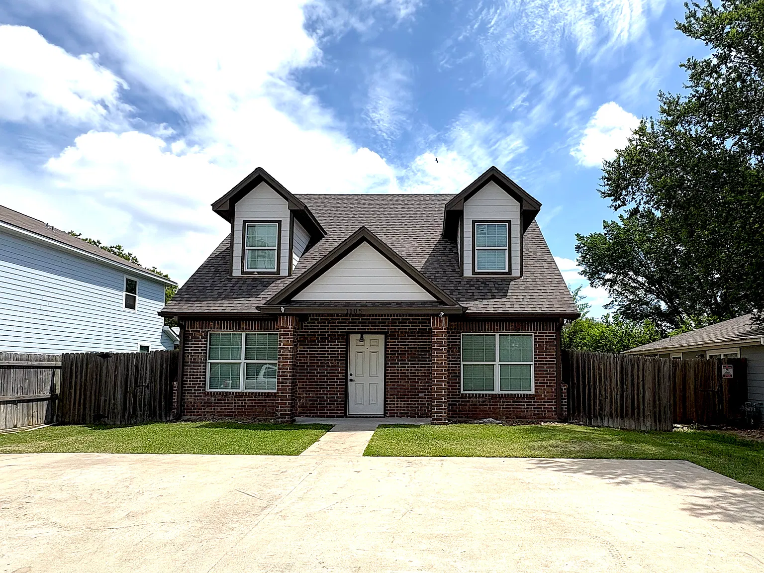 1105 Carolina Street - 1 — Photo 1