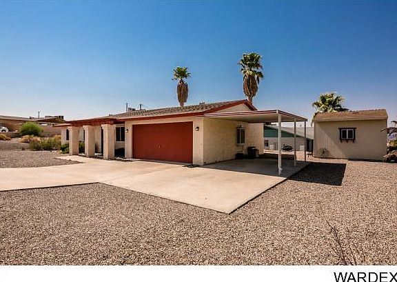 4th image of 1001 Clearwater Pl