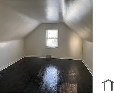 14470 Agnes Ave — Photo 12