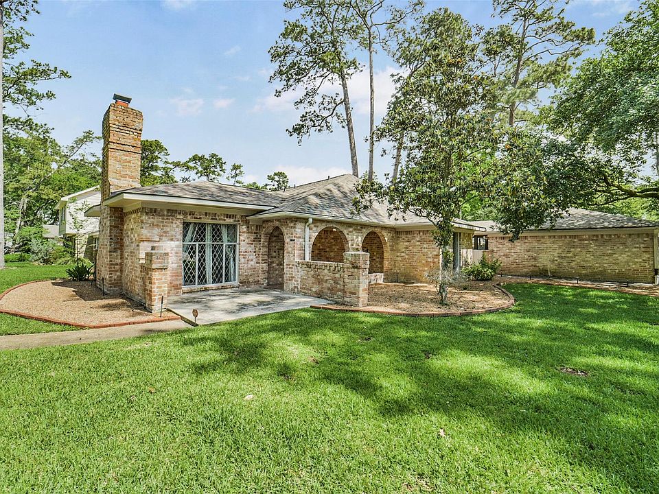 1st image of 25302 Fairbrook Ln