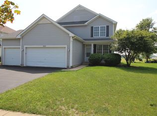 1977 W Helen Dr, Romeoville, IL 60446