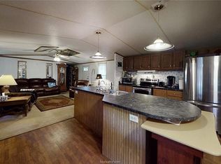 4044 Bird Pond Rd, College Station, TX 77845