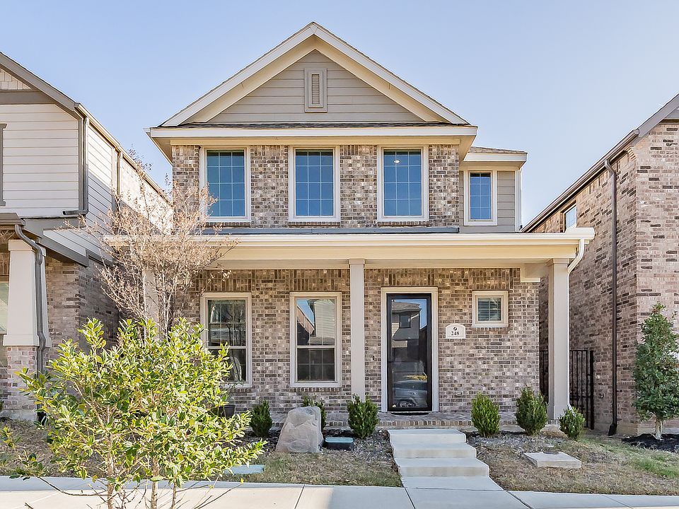Welcoming curb appeal