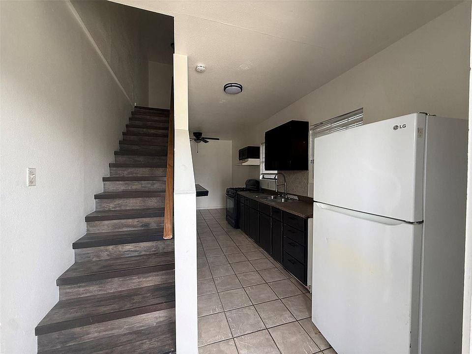 1st image of 938 Zoe St APT 1