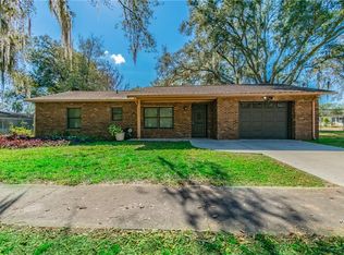 39232 8th Ave, Zephyrhills, FL 33542