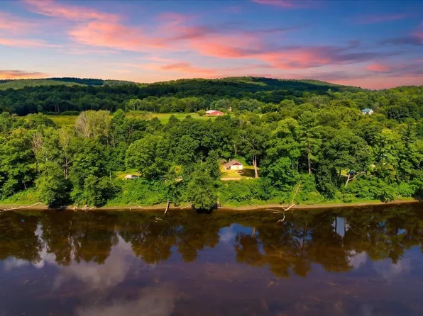 288 River Road, Ryegate, VT 05042