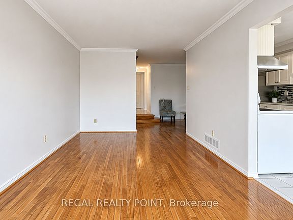 5th image of 15 Becca Hall Trl