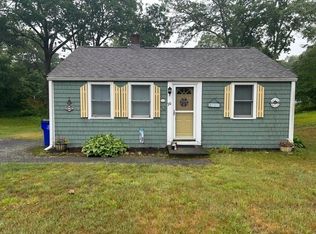 30 Marjorie Ave, Bourne, MA 02532