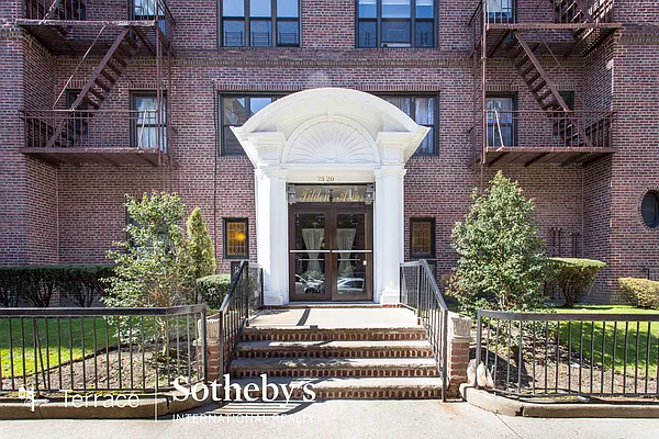 Rented by Terrace Sotheby's International Realty | media 1