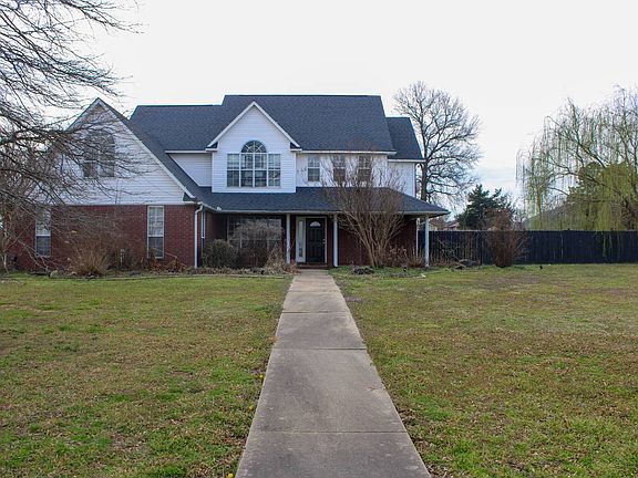 2nd image of 101 Strippit Rd