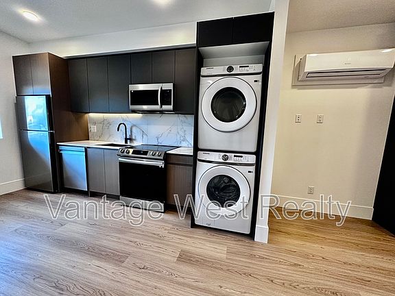 3rd image of 720 Klo Rd #415