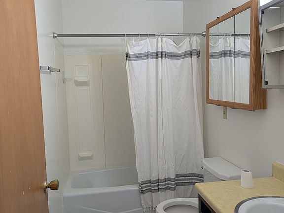 5th image of 1523 S Black Ave APT C