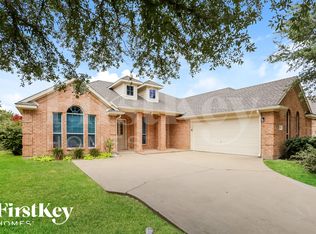 5033 Charisma Dr, Midlothian, TX 76065