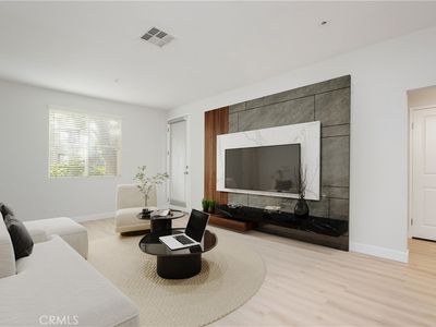 1170 Scholarship, Irvine, CA, 92612