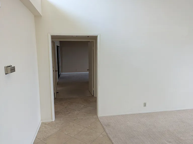 Hallway to bedrooms