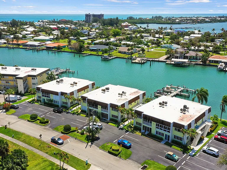 1315 Bayshore Dr #202 — Photo 3