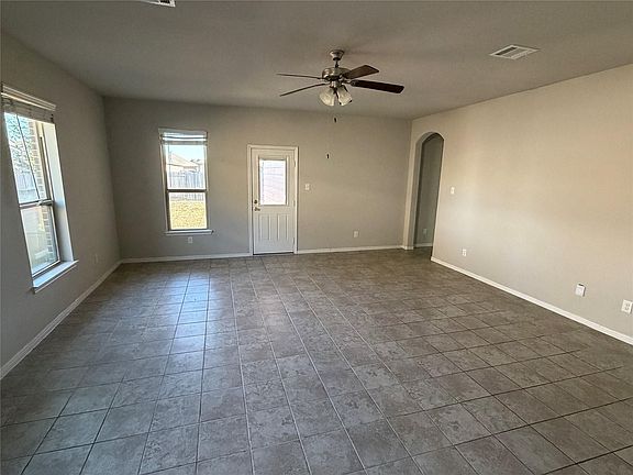 4th image of 3010 Royal Albatross Dr