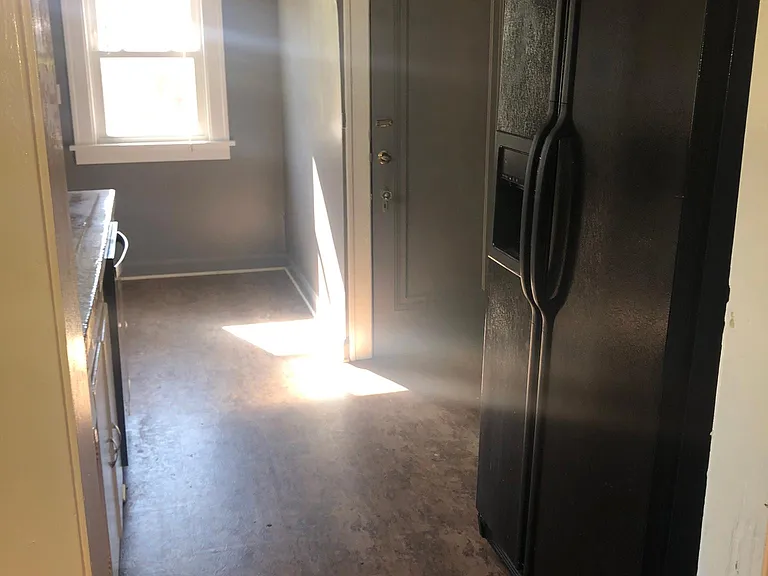 4401 Walker Ave — Photo 34