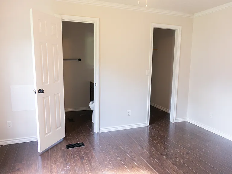 4210 W Sutton Dr — Photo 12