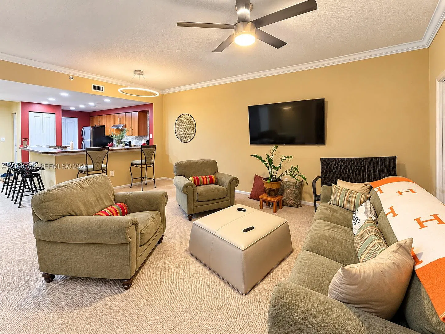 El-Ad Poinciana Condo — Photo 4