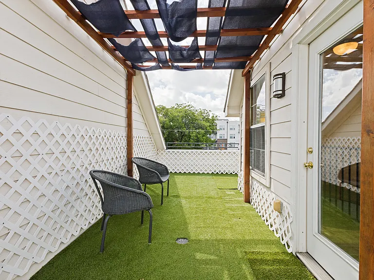 4002 Brownstone Ct — Photo 23