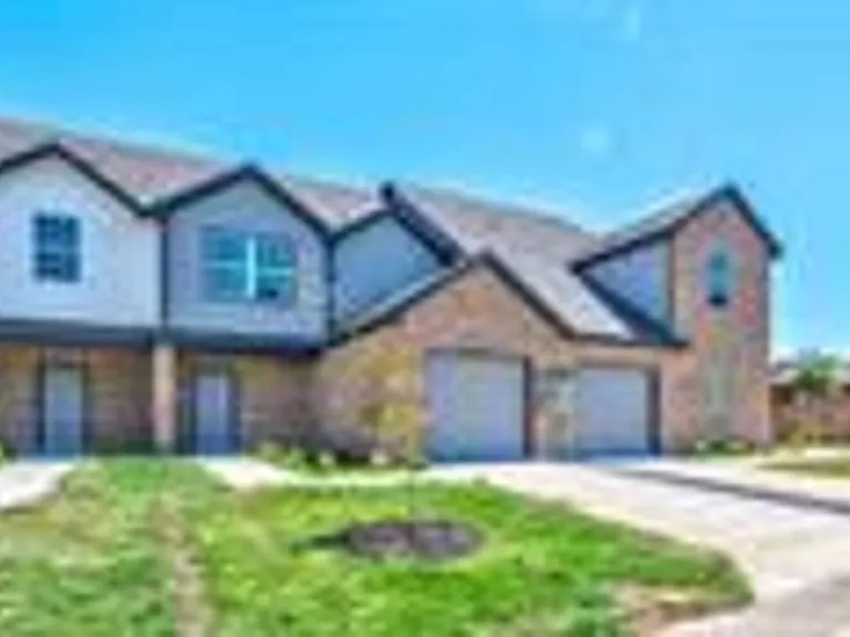 3258 Wexford Dr — Photo 13