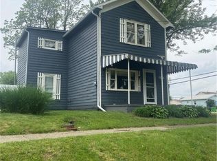 205 S 6th St, Dennison, OH 44621