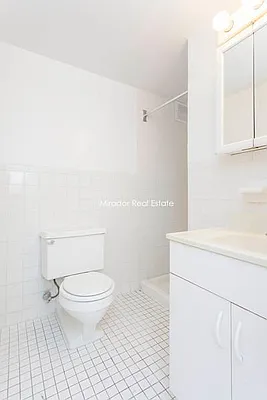 Rented by Mirador Real Estate | media 6