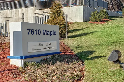 7610 Maple Photo 1