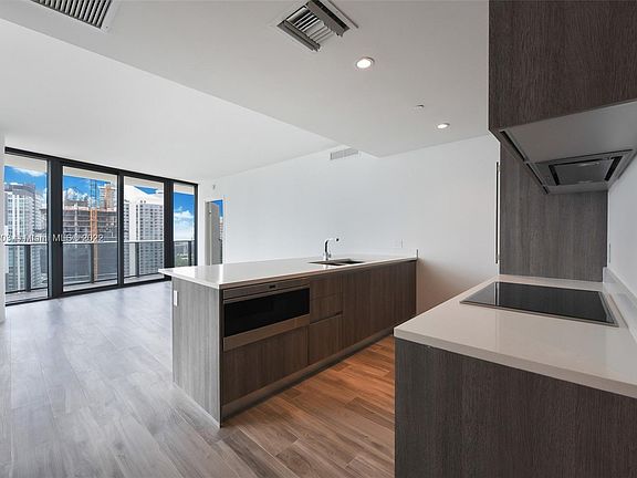 4th image of 801 S Miami Ave Unit 3004