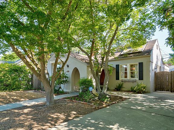 2nd image of 917 Vallejo Way